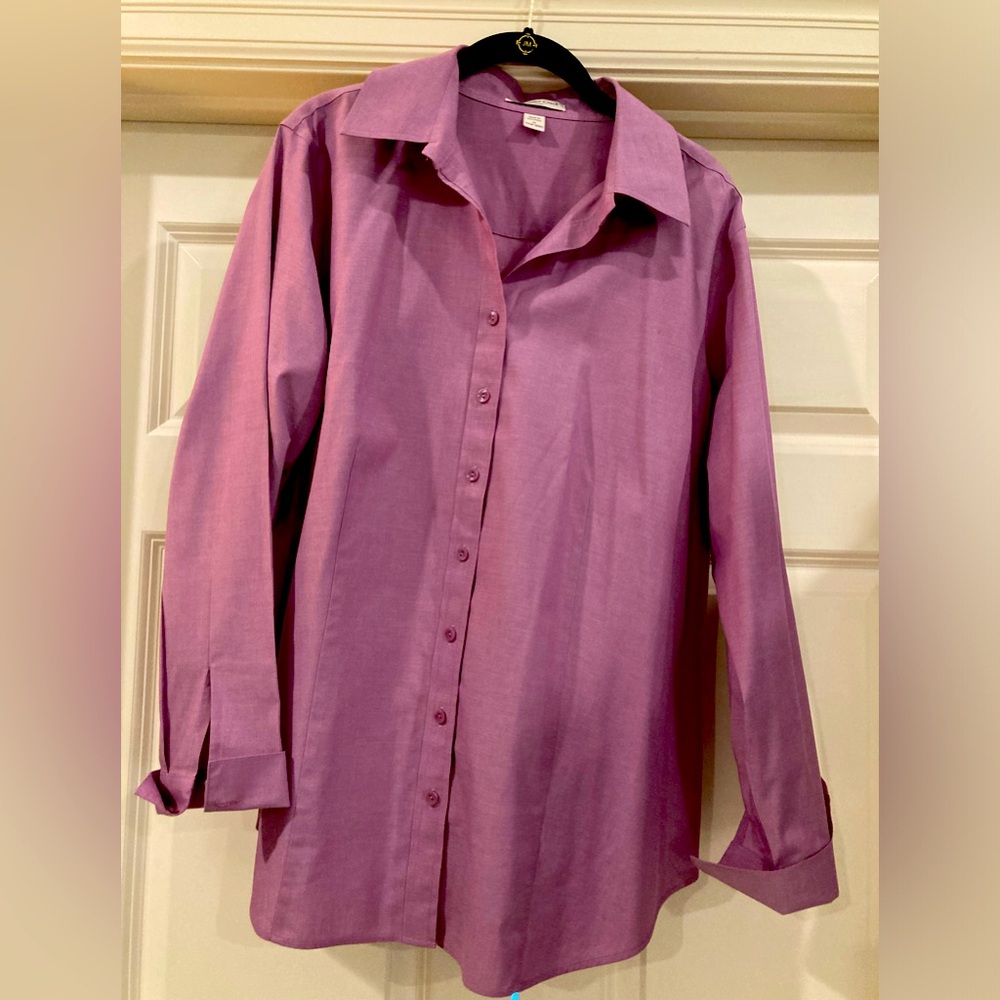 Coldwater Creek no iron, button-down shirt, long sleeves in color lavender.
